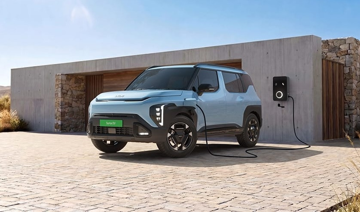 Không để ngóng đợi, KIA có mẫu SUV 5 chỗ giá chỉ 320 triệu, nhìn bệ vệ hơn Hyundai i10, trang bị 6 túi khí và 2 tùy chọn động cơ