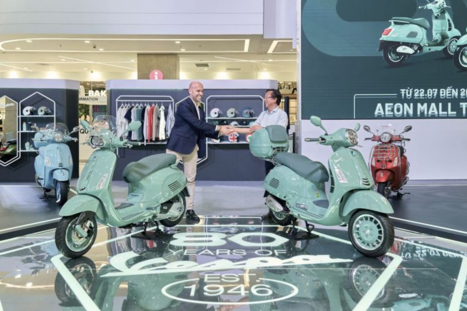 Vespa với loạt hành động kỷ niệm 80 năm