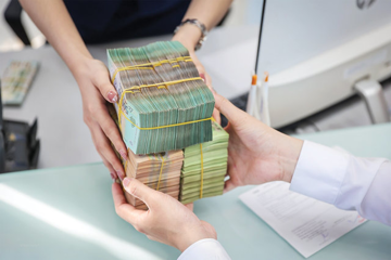 Lãi suất cho vay tăng rất mạnh, điều gì đang xảy ra?