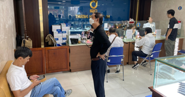 Nhìn lại một tuần 'chao đảo' thị trường kim cương, vàng bạc