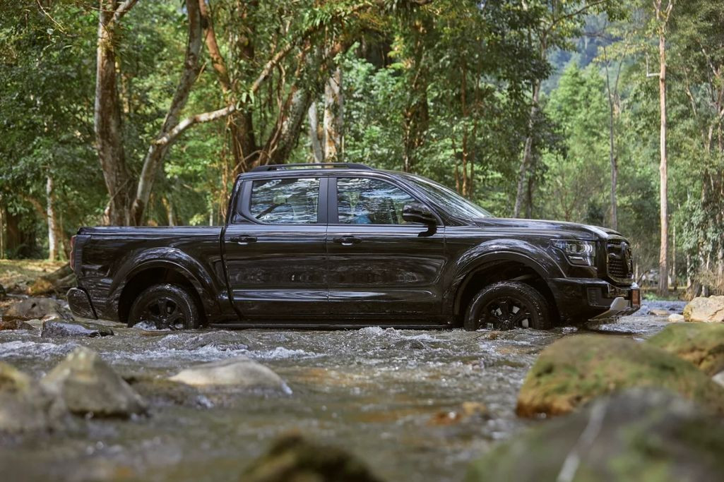 Xe có chiều dài hơn cả Ford Ranger Raptor