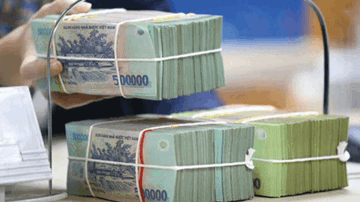 Đang diễn ra việc 'đi đêm' lãi suất huy động