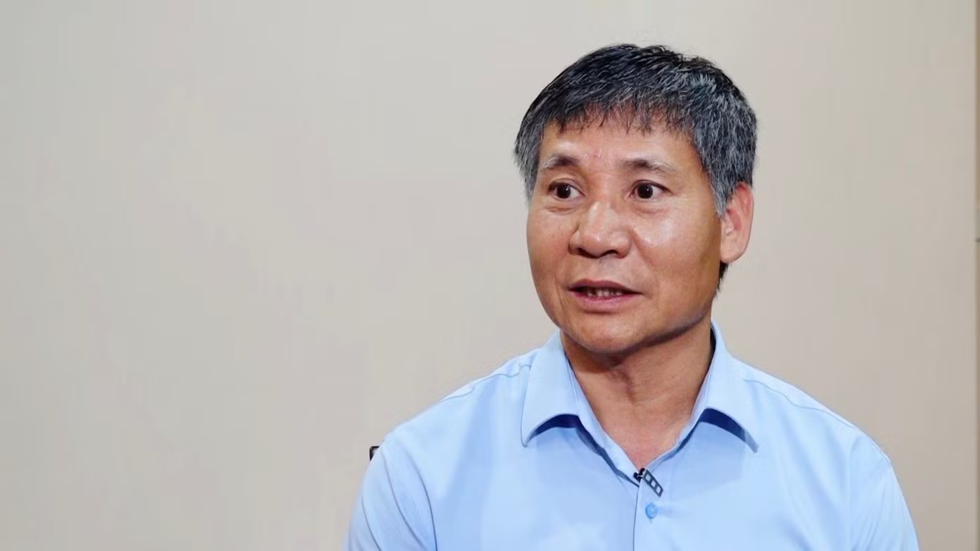 PGS, TS. Đặng Ngọc Đức - Viện trưởng Viện Công nghệ tài chính, Trường Đại học Đại Nam. Đang diễn ra việc 'đi đêm' lãi suất huy động - Ảnh 2.