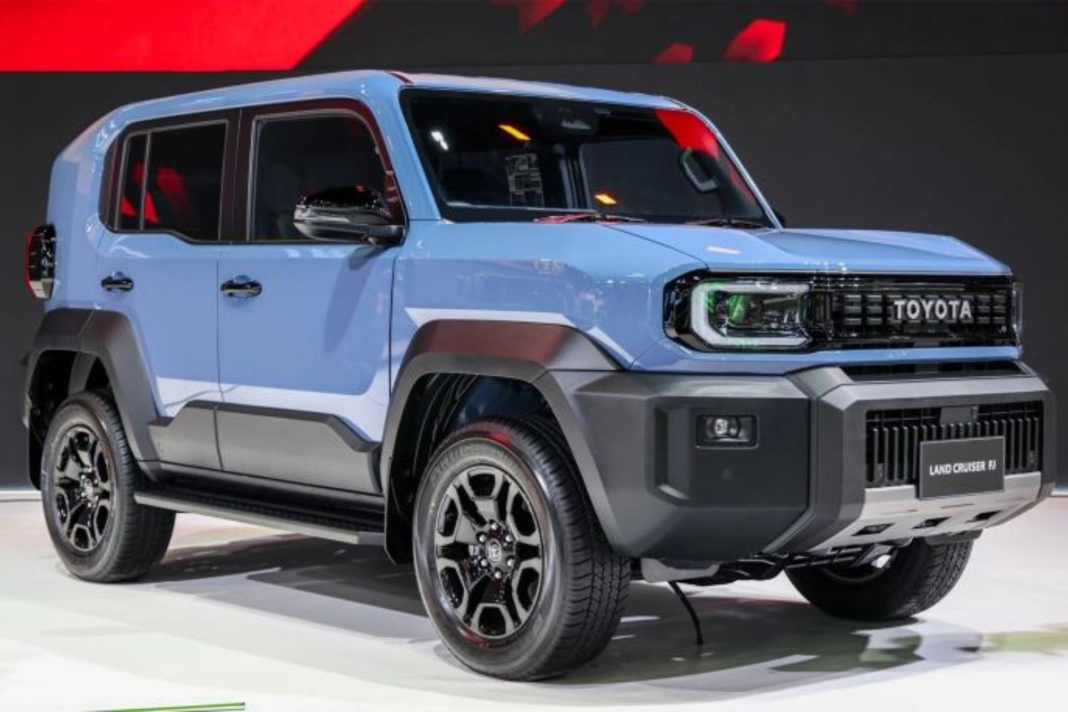 Toyota Land Cruiser FJ
