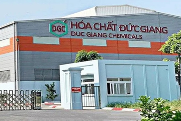 Hóa chất Đức Giang (DGC): Dàn lãnh đạo liên tiếp vướng lao lý, quỹ đầu tư lớn đồng loạt 'tháo chạy'