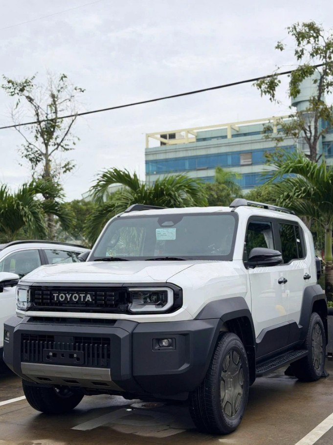 Toyota Land Cruiser FJ 2026 -a11
