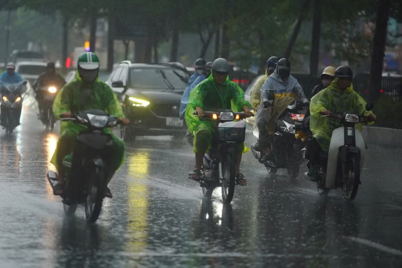 Dự báo miền Bắc đón mưa lớn từ chiều tối nay (27/7) đến đêm mai. Từ chiều tối nay, miền Bắc mưa lớn - Ảnh 1.