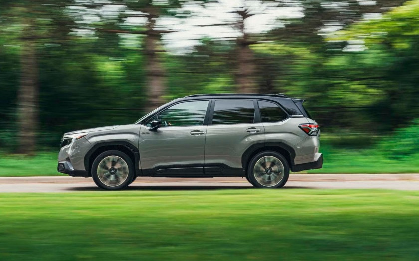 Subaru Forester hybrid sắp về Việt Nam