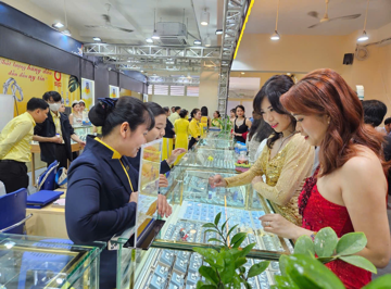 Sau vụ SJC và loạt đại án kim cương, Ngân hàng Nhà nước cảnh báo khẩn tới người dân