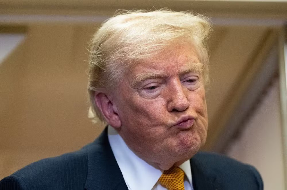 Tổng thống Trump: Mỹ đủ vũ khí cho chiến sự với Iran - Ảnh 1.