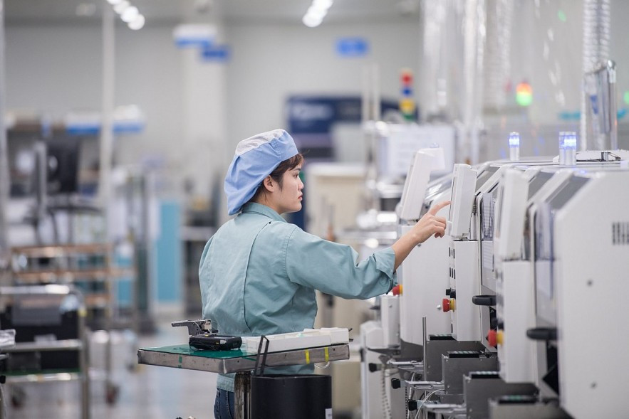 Xuất nhập khẩu vào trục tăng trưởng mới: Tăng nhanh chưa đủ, cần “đi chắc”.