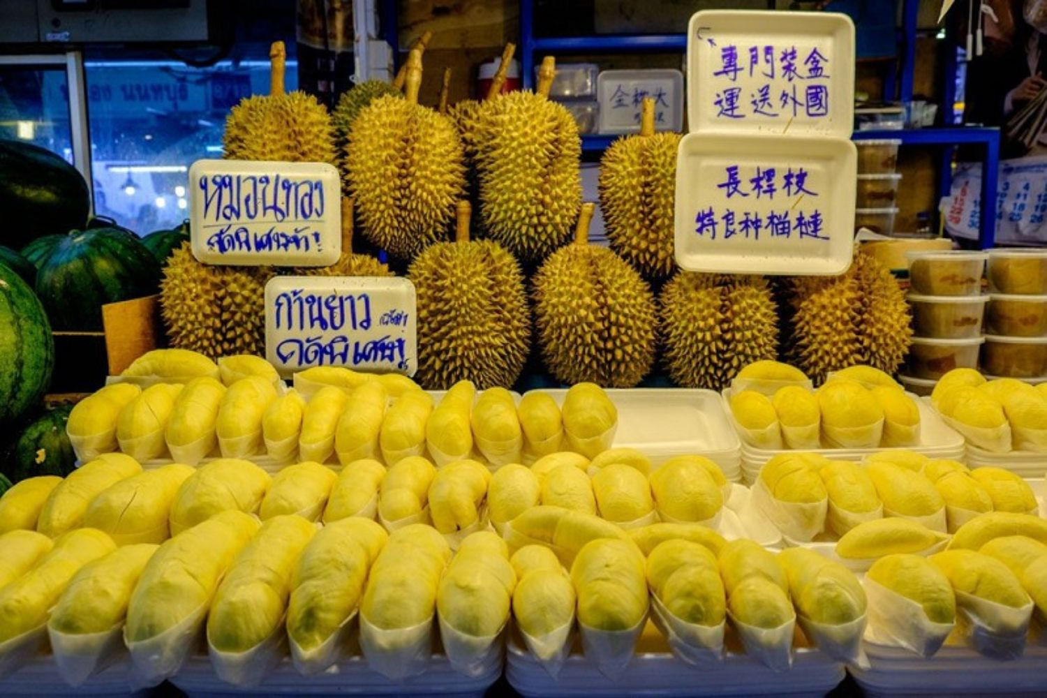 Sầu riêng Thái Lan tại siêu thị