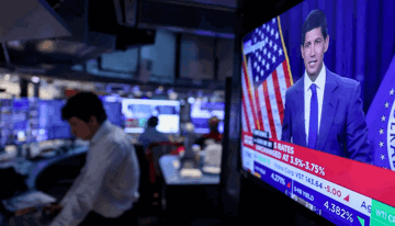 Chứng khoán Mỹ đỏ lửa, Dow Jones mất hơn 1.100 điểm sau quyết định của Fed