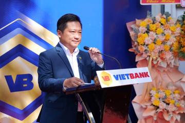 Hé lộ tỷ lệ sở hữu của gia đình Chủ tịch Dương Nhất Nguyên tại Vietbank