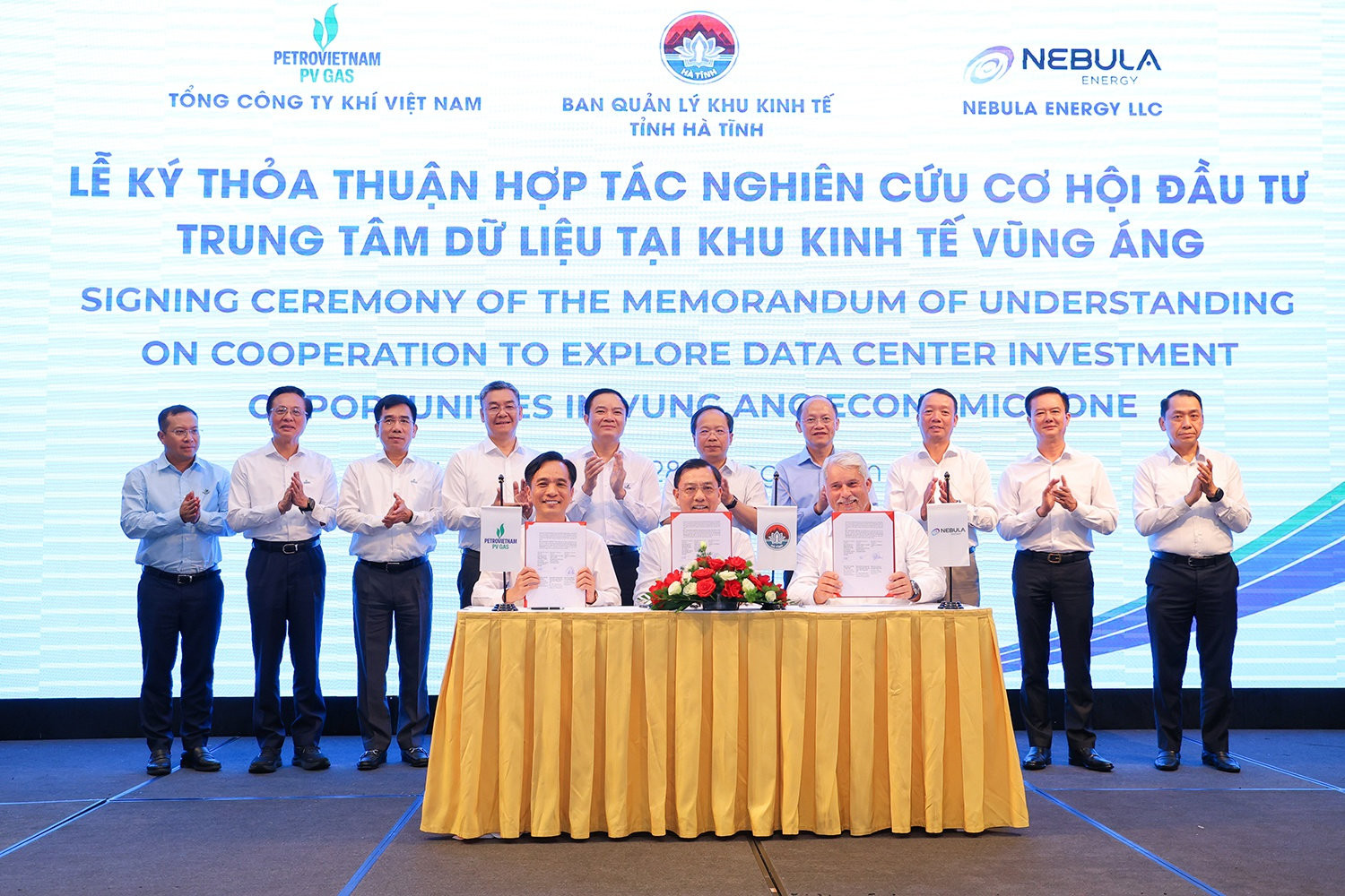 le-ky-tho-a-thuan-hop-tac-nghien-cuu-co-hoi-dau-tu-trung-tam-du-lieu-giua-tinh-ha-tinh-pv-gas-va-nebula20260728164011.jpg