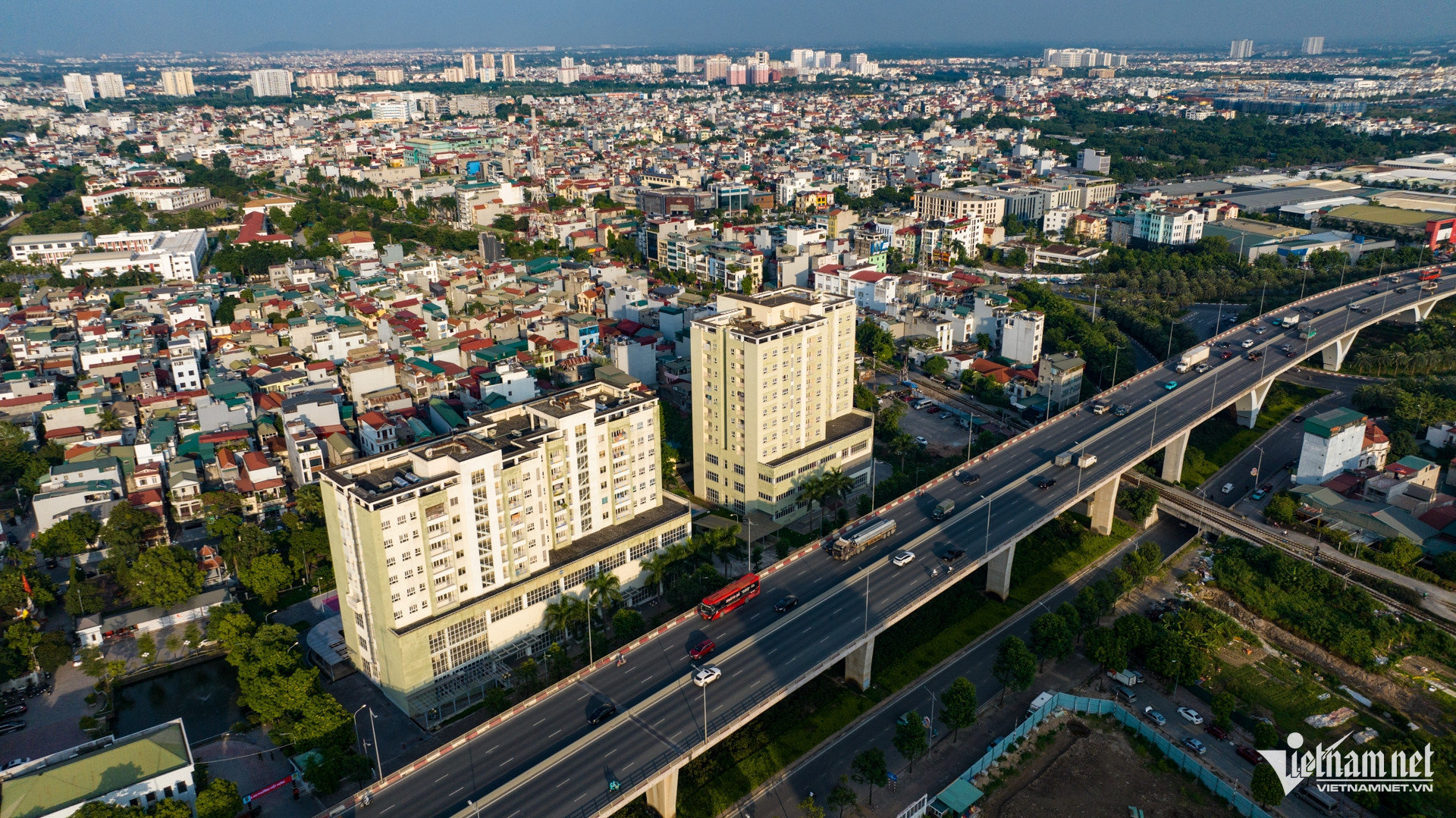 Người dân Hà Nội có thêm lựa chọn về nhà ở cho thuê. Ảnh: Khu tái định cư Thượng Thanh trên đường Lý Sơn, phường Việt Hưng (VietNamnet)