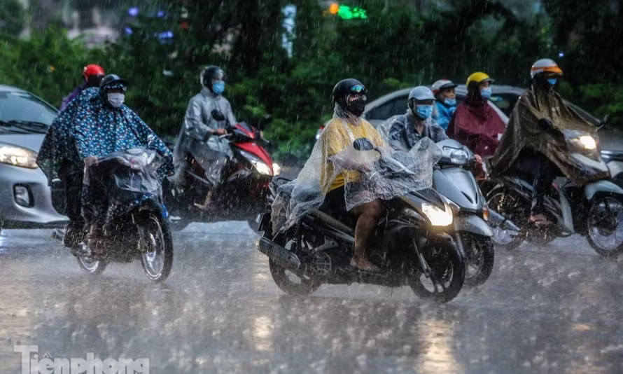 Miền Bắc, Thanh Hoá, Nghệ An tiếp tục mưa to - Ảnh 1.