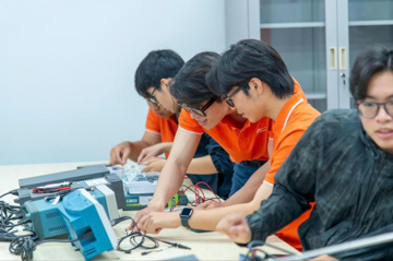 Những ngành 100% sinh viên tốt nghiệp có việc làm: Điểm chuẩn dao động 15-23 điểm, có ngành lương khởi điểm vượt 20 triệu đồng/tháng