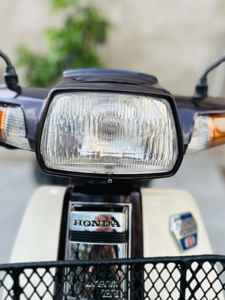 Đèn trước Honda Dream