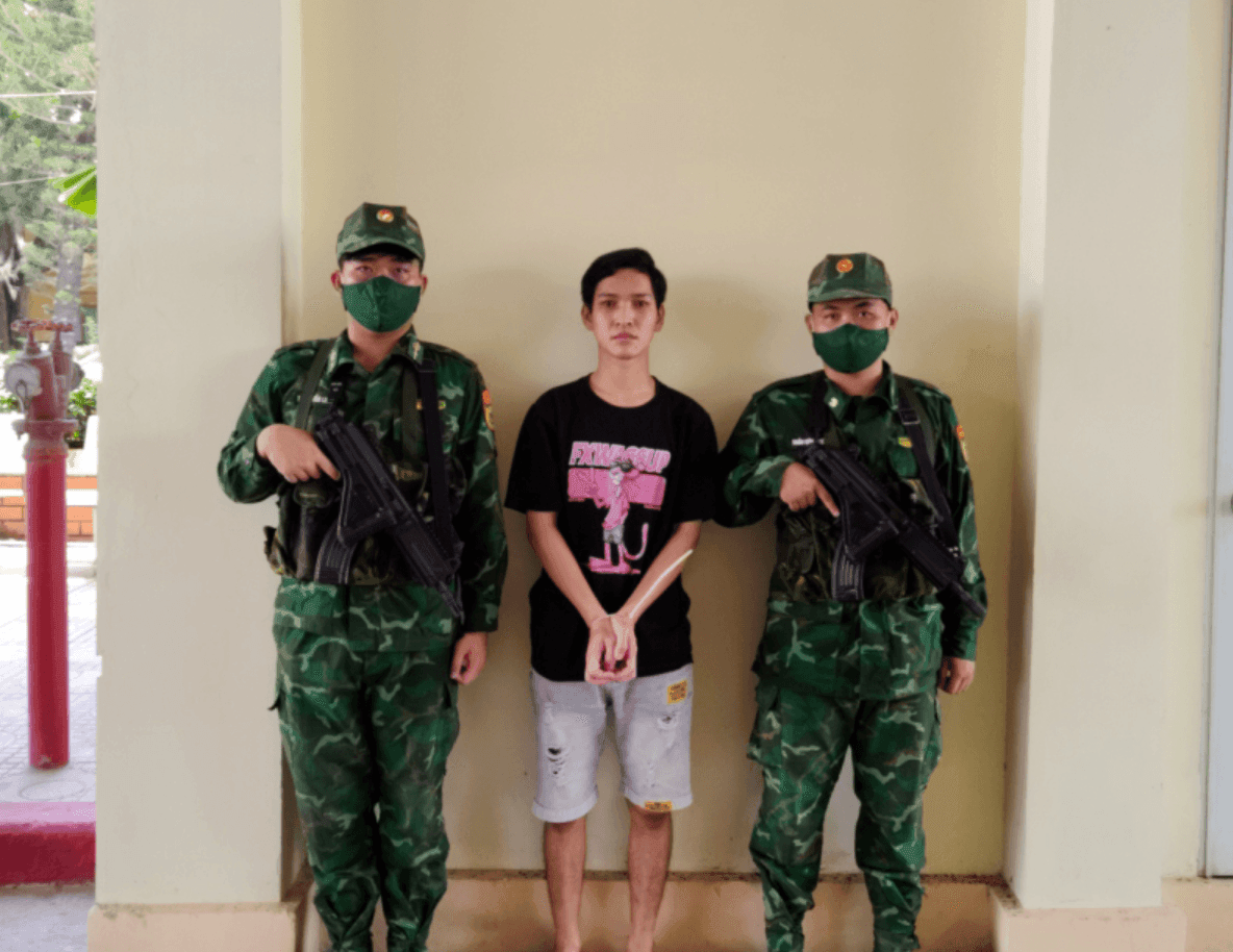 137 'Việt kiều' bị trả về nước - Ảnh 4.