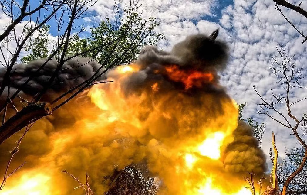 (Ảnh: Tass) Nga nói Ukraine từ chối đề xuất ngừng bắn ở Donetsk - Ảnh 1.