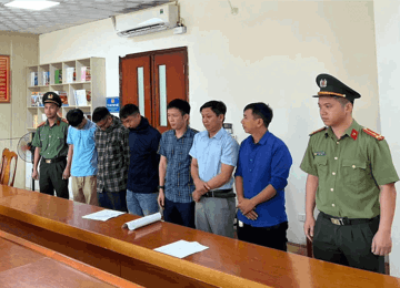 Khởi tố loạt Giám đốc, Phó Giám đốc và nhân viên doanh nghiệp lớn