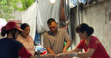 Tăng lương, làm sao ngăn giá cả hàng hoá ‘cuốn’ theo?