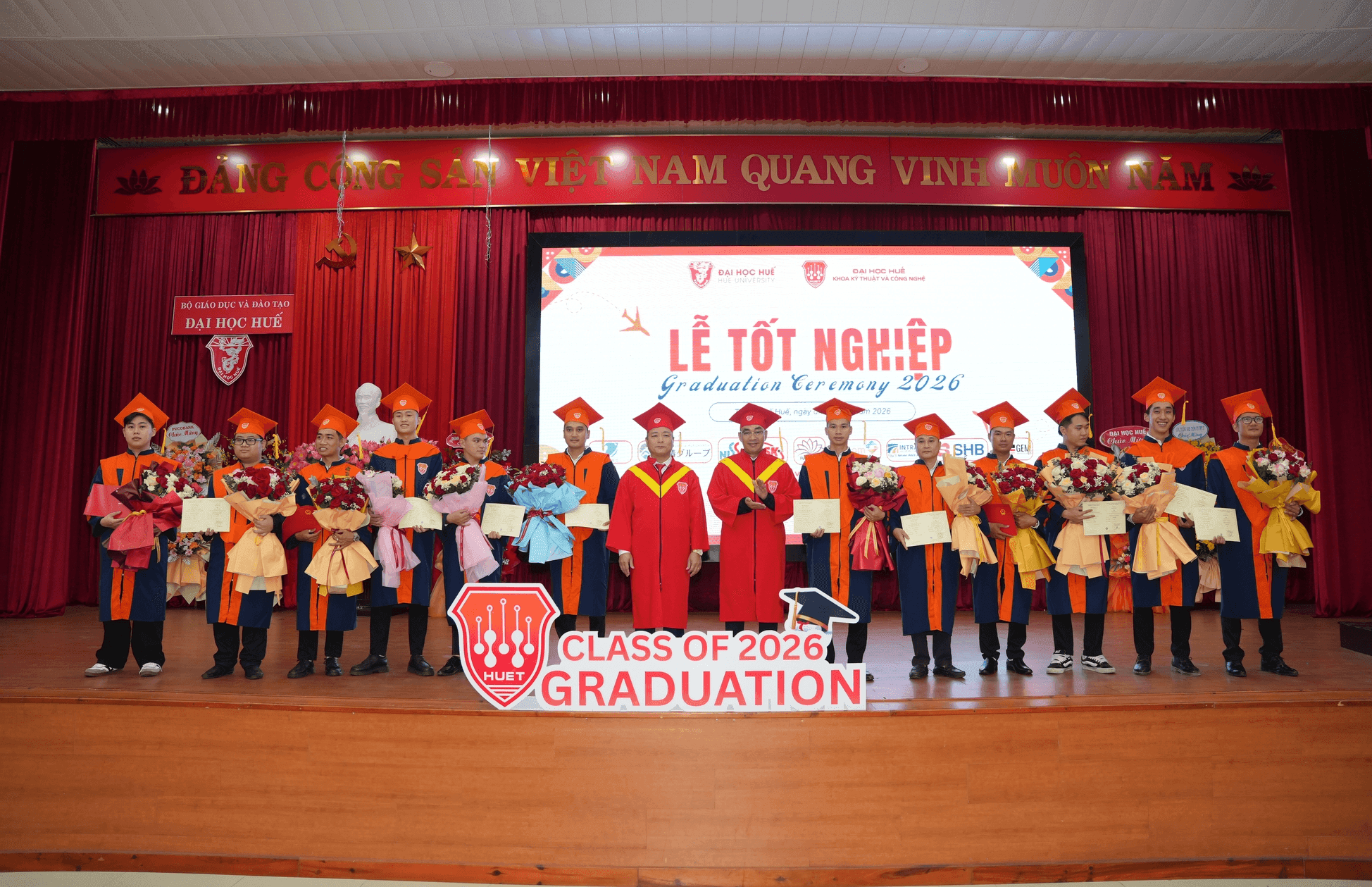 sinh-vien-1.png