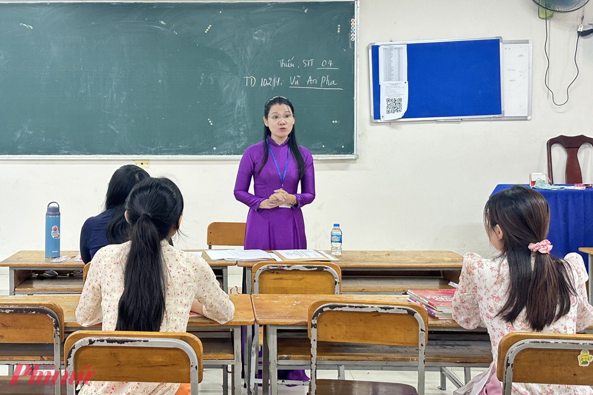 thu-nhap-giao-vien-tphcm.jpg