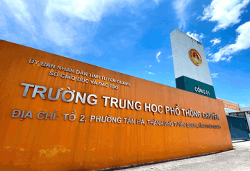 Sau bất thường điểm 10 môn Toán, toàn bộ 322 học sinh và 6 thí sinh tự do tại điểm thi Trường THPT Chuyên Tuyên Quang có chung một nguyện vọng