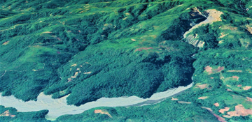 Việt Nam phát hiện ‘Rồng đá’ dài 10km sau lũ dữ, được đề xuất thành điểm du lịch