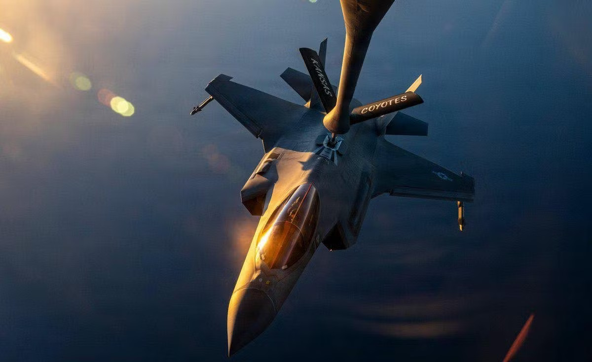 (Ảnh: CENTCOM) Lộ kịch bản Mỹ - Israel giáng đòn mạnh xuống cơ sở hạ tầng năng lượng Iran vào cuối tuần - Ảnh 1.