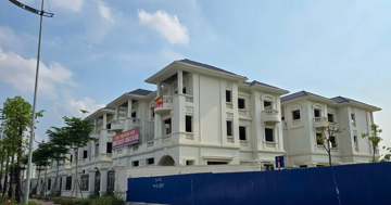 Giá biệt thự, liền kề tại Hà Nội diễn biến ra sao?
