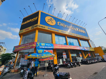 Khối ngoại tiếp tục gom mạnh DMX, vốn hóa Điện Máy Xanh tăng thêm 10.300 tỷ sau niêm yết