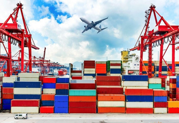 Sau cú nhập siêu hơn 20 tỷ USD, cán cân thương mại Việt Nam sắp đảo chiều?