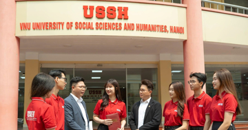 Vì sao điểm chuẩn Trường Đại học Khoa học Xã hội và Nhân văn, Đại học Quốc gia Hà Nội giảm 'sốc'?