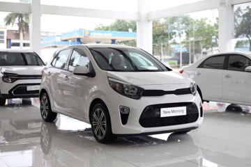 Kia Morning số sàn 'xả' rẻ ngang xe điện mini, khách Việt liệu có mặn mà?