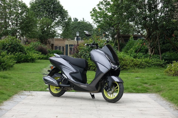 Yamaha tung mẫu tay ga khắc chế Honda Lead: Thêm ABS Bosch, cốp 36 lít, đổ đầy xăng chạy gần 300 km