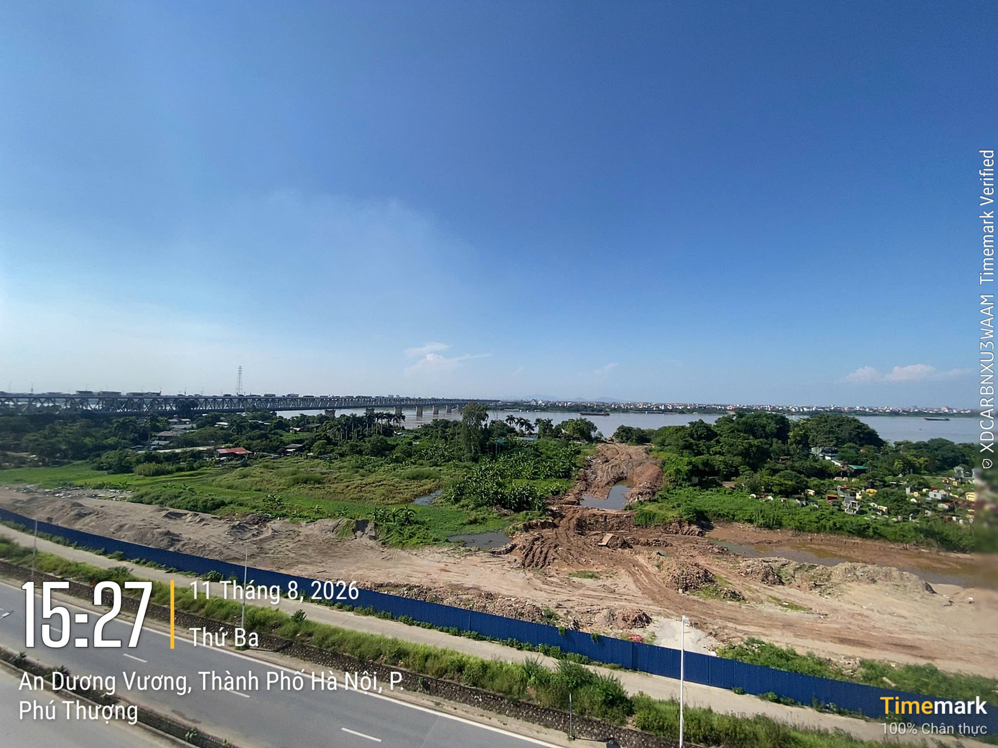 Công trường thi công dự án Trục đại lộ cảnh quan sông Hồng.