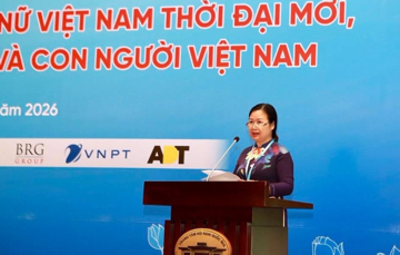Nữ Giáo sư Toán học thứ hai của Việt Nam có bố là bộ đội, mẹ giáo viên, hơn 20 tuổi được giữ lại trường làm Giảng viên, hiện đang truyền cảm hứng cho sinh viên