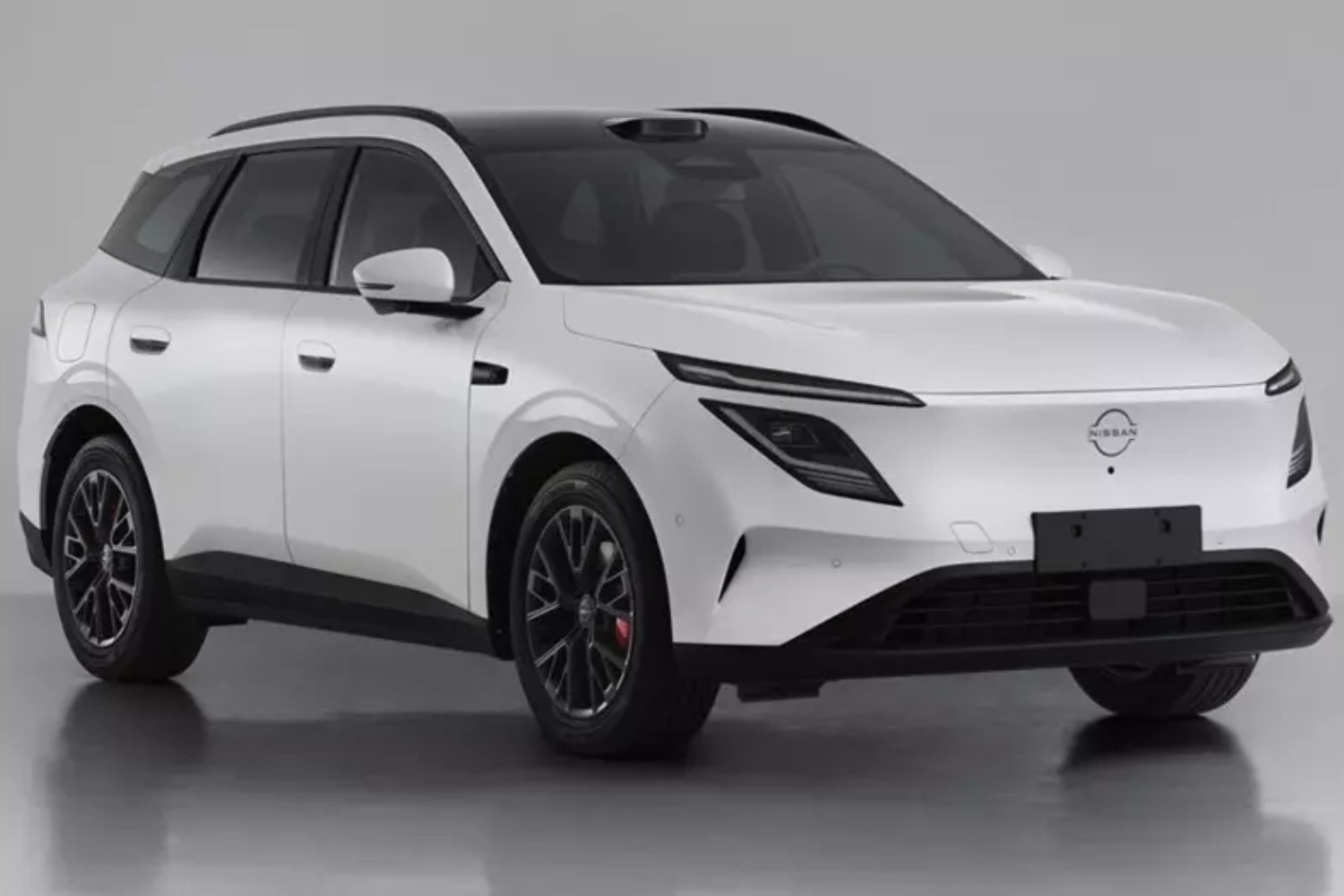 Nissan NX7 lộ diện