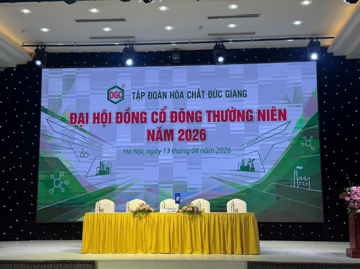 Hóa chất Đức Giang (DGC): Sau biến cố khởi tố, ông Lưu Bách Đạt bất ngờ xuất hiện tại ĐHĐCĐ