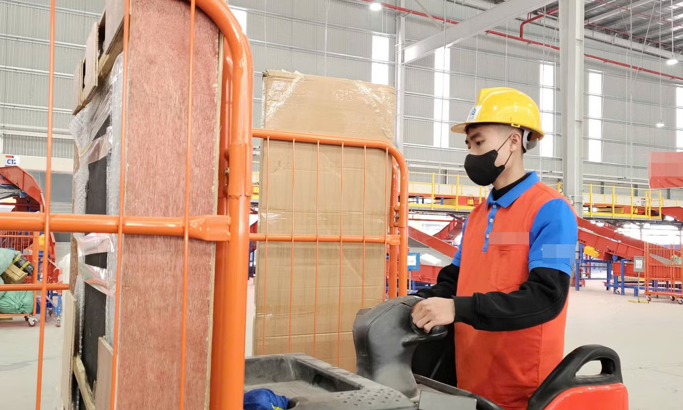 Giảm giờ làm còn 40-44 giờ/tuần: Không bây giờ thì khi nào? - Ảnh 1.