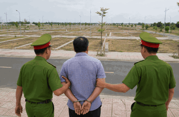 Bắt khẩn cấp Trần Vũ Hoàng 57 tuổi