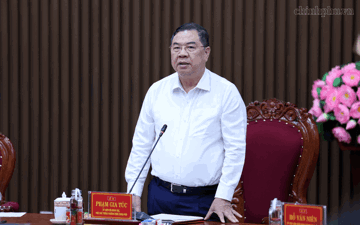 Làm việc tại Quảng Ngãi, Phó Thủ tướng ra chỉ đạo quan trọng với hai siêu dự án của Hòa Phát và BSR