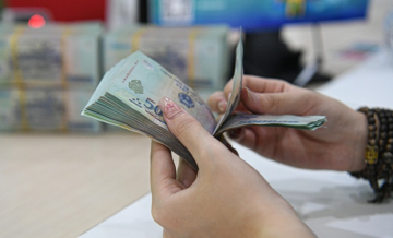 Mỗi Đảng viên được nhận 4.554.000 đồng cùng Huy hiệu, chi tiết nhóm đối tượng được hưởng, áp dụng từ năm tháng 7/2026