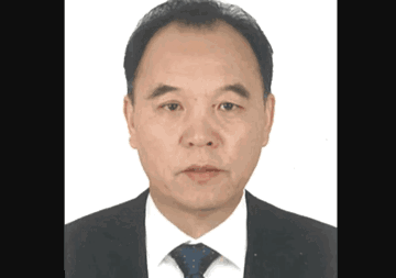 Cách chức, khai trừ khỏi Đảng, tịch thu toàn bộ tài sản bất chính đối với nguyên Phó Giám đốc Sở Thương mại tỉnh sinh năm 1963 của Trung Quốc