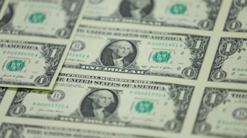 3 'điểm yếu' đang đe dọa đà tăng của đồng USD