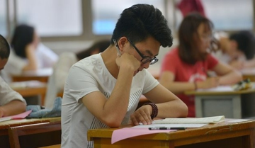 Chỉ có 6 chỉ tiêu, nam sinh là học sinh trường chuyên vượt điểm chuẩn vẫn trượt trường Sư phạm, phía khảo thí tuyên bố lý do