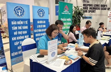 Đóng BHXH tự nguyện từ 330.000 đồng/tháng, được Nhà nước hỗ trợ tới 50%: Ai thuộc diện hưởng, điều kiện là gì?